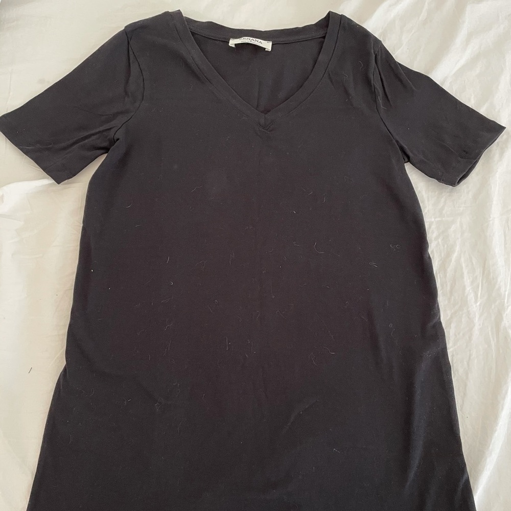 Zenana V-neck black Gorpcore athleisure minimalist cotton short sleeved top S